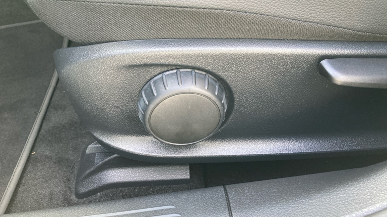 Mercedes-Benz A-Class A200d AMG Line Premium 4dr Auto Diesel Saloon